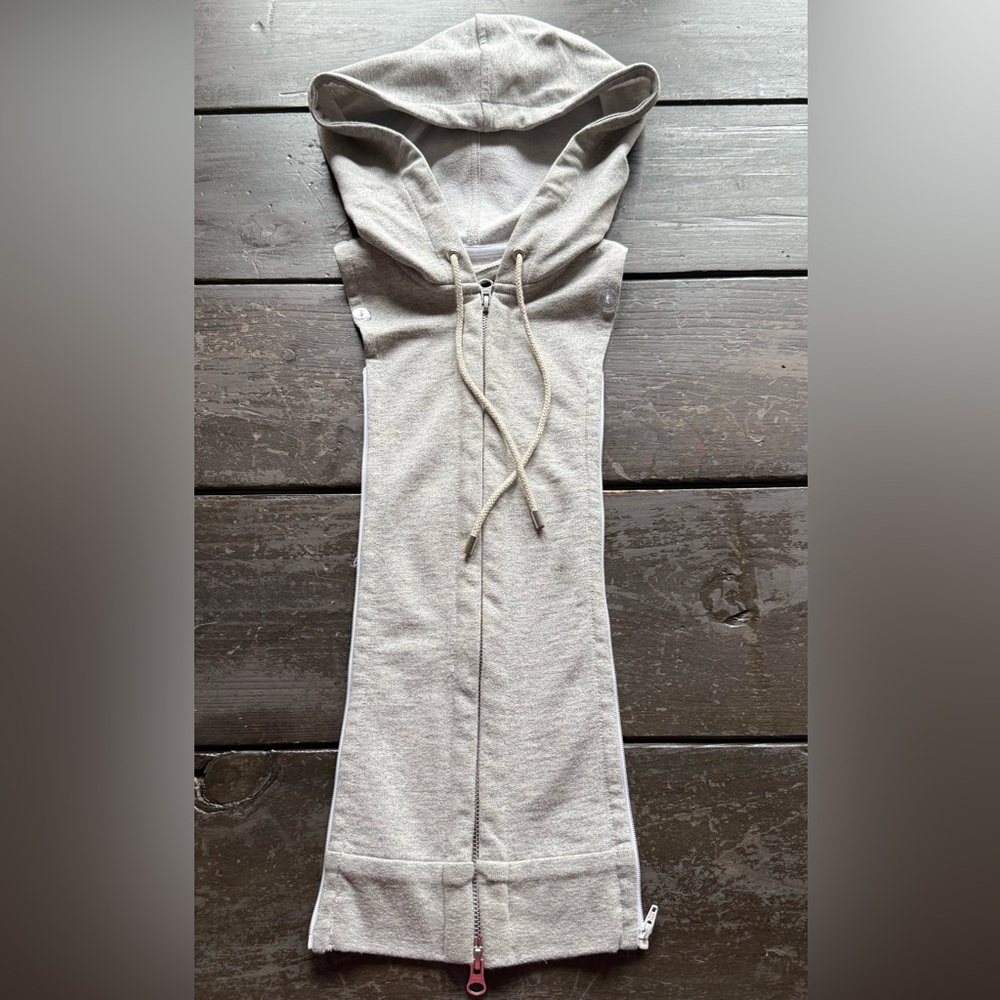 Veronica Beard Gray Hoodie Dickey